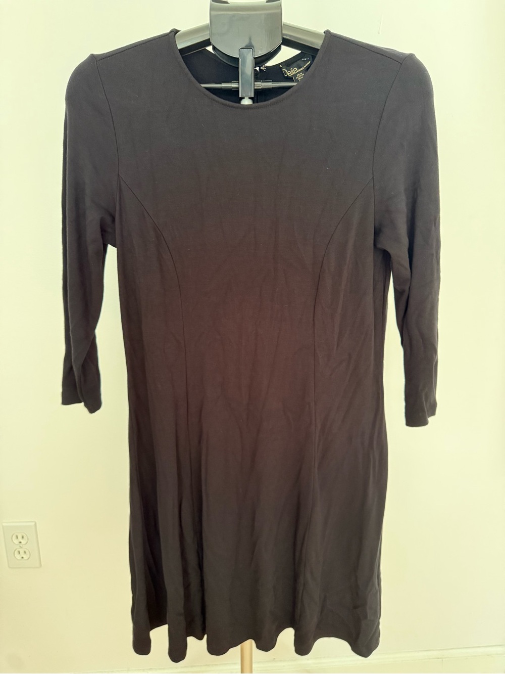 NWT Dalia Black 3/4 Sleeve A-Line Fit Flare Stretch Dress Size Medium